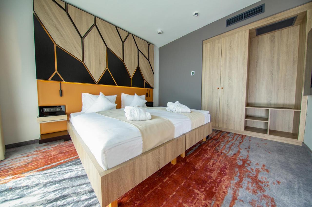 Avar Hotel 머트러푸레드 외부 사진